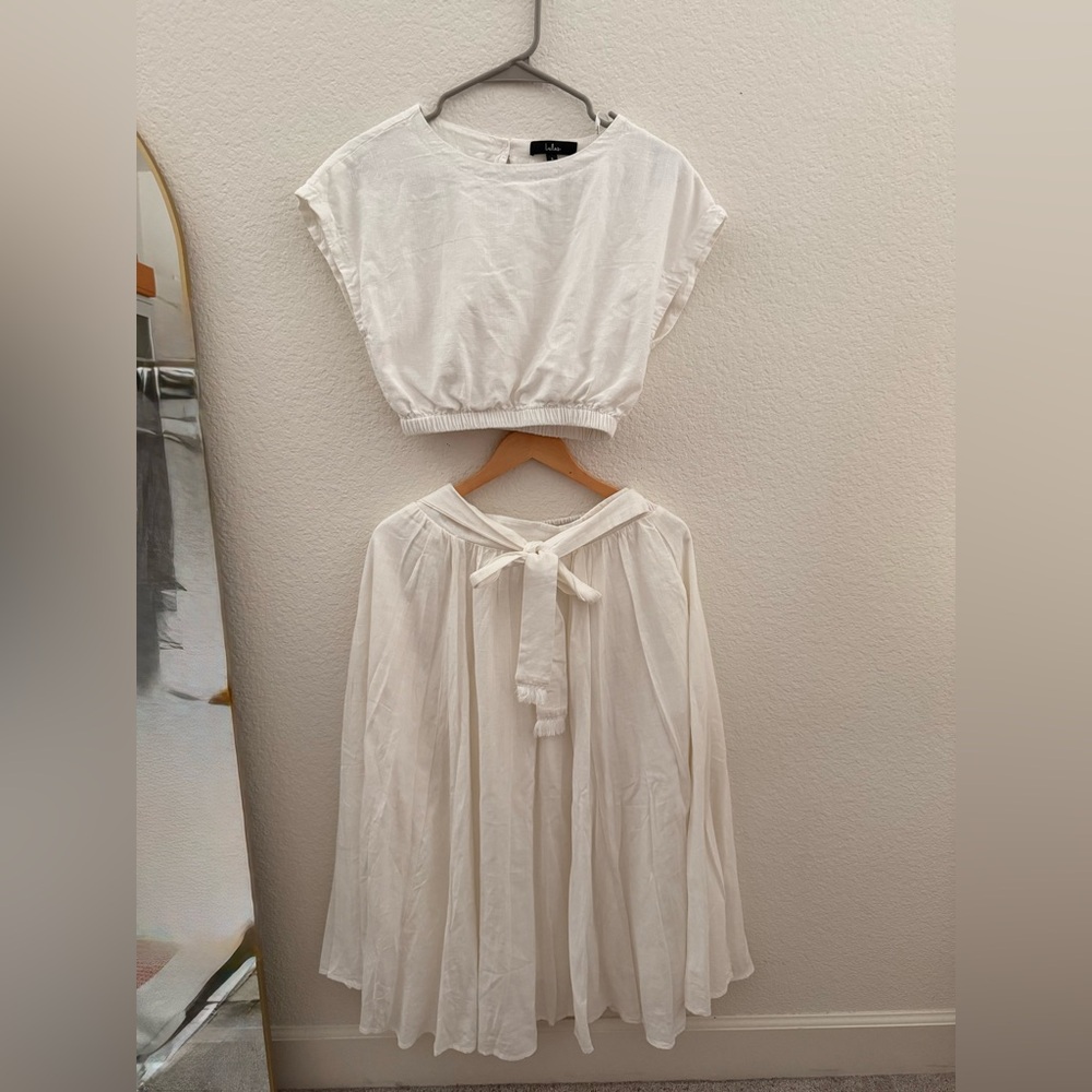 White Two-Piece Set with Tie Detail
